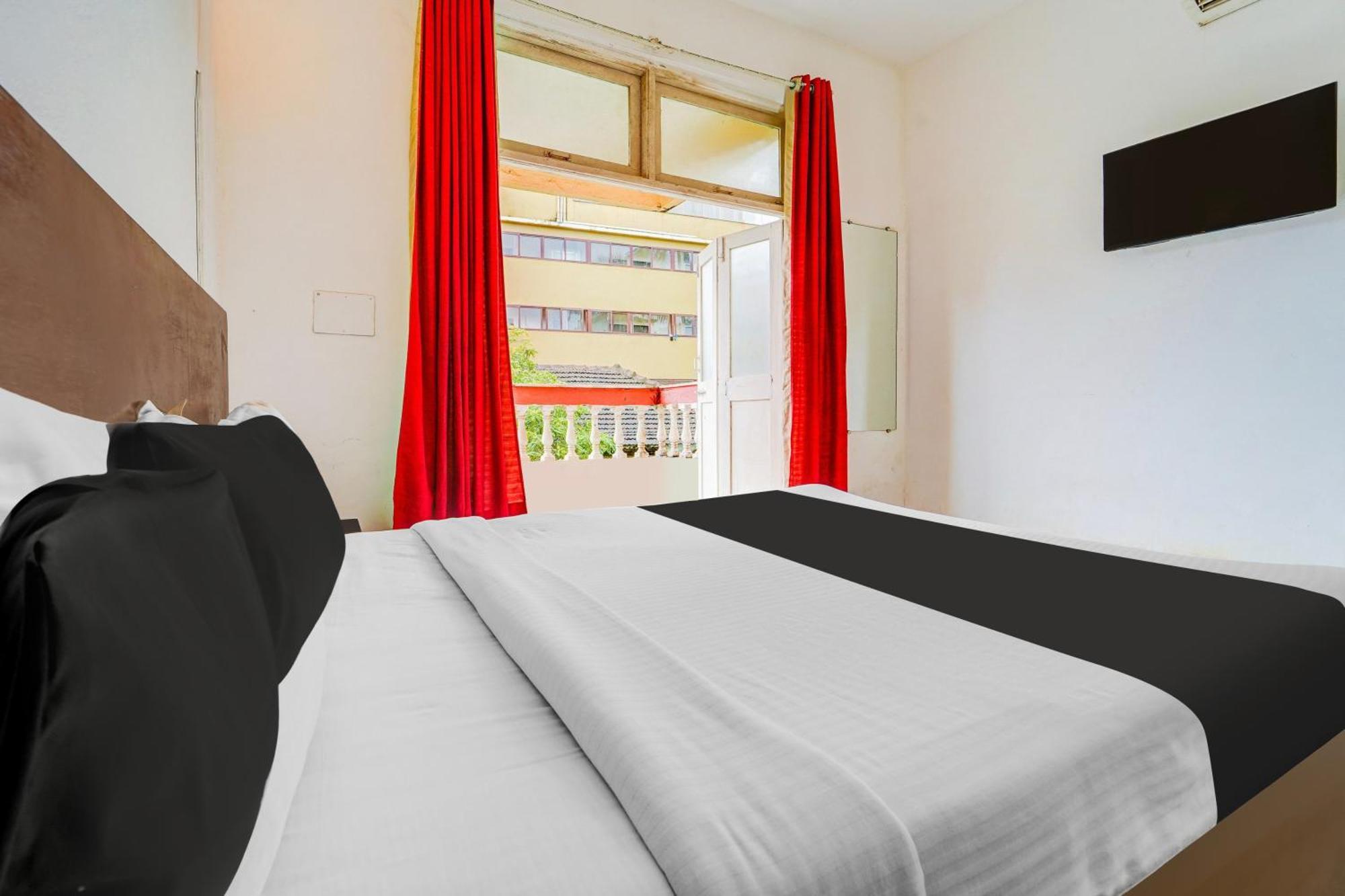 Super Townhouse Calangute - Baga Circle Formerly Park Avenue 외부 사진