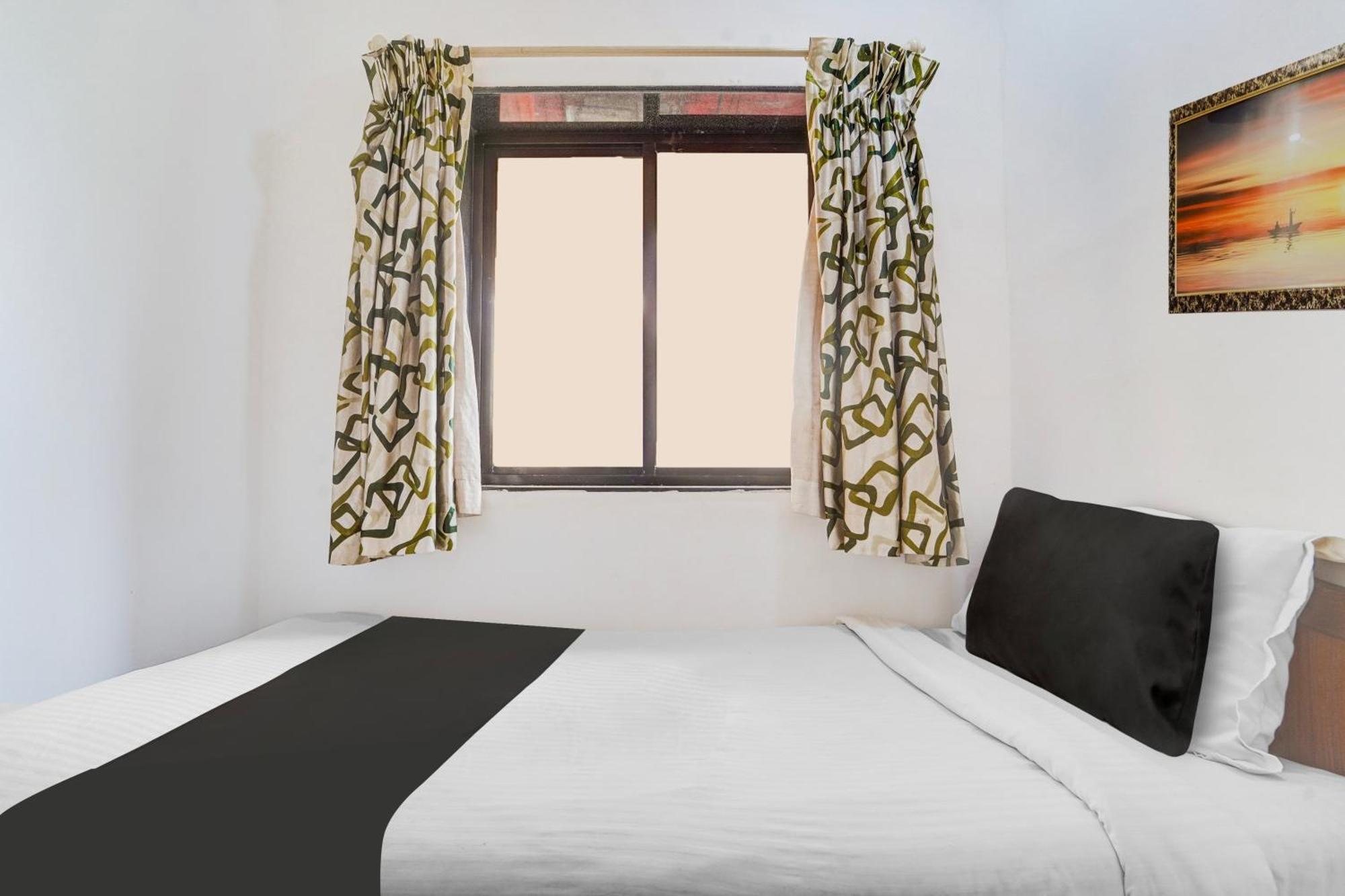 Super Townhouse Calangute - Baga Circle Formerly Park Avenue 외부 사진