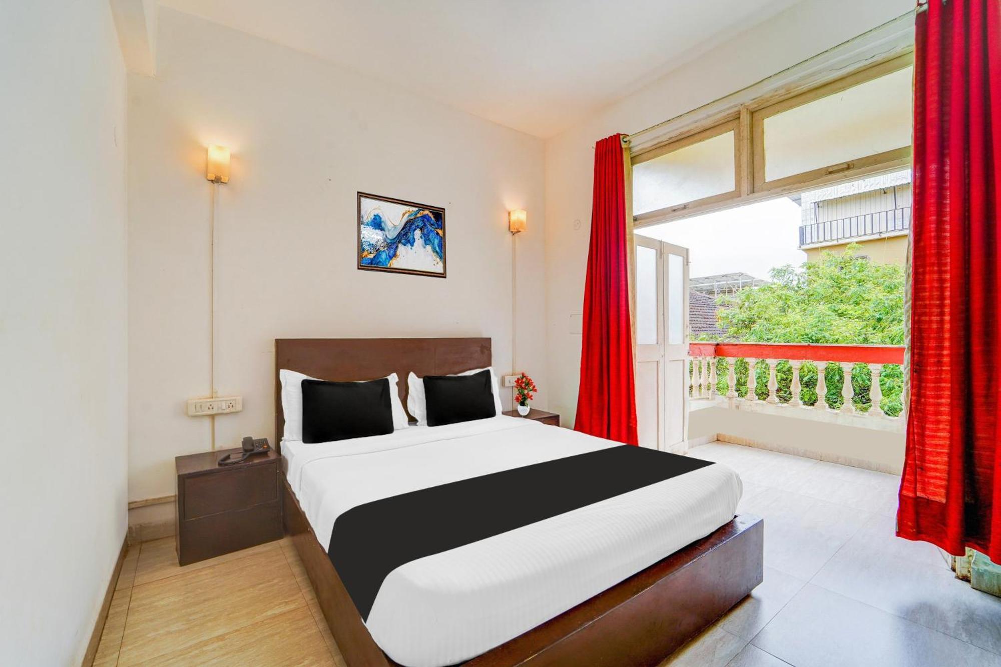 Super Townhouse Calangute - Baga Circle Formerly Park Avenue 외부 사진